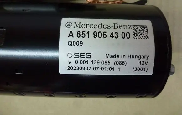 Mercedes-Benz ML W163 Starter motor 0001139085