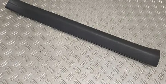 Toyota Verso Front sill trim cover 679130F020
