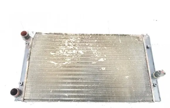 Volkswagen Golf III Coolant radiator