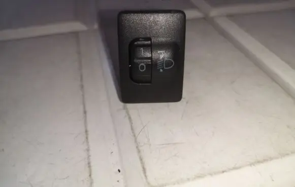 Toyota Yaris Headlight level height control switch 841520D030 841520D0300078