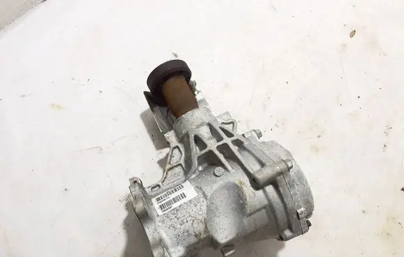 Volvo XC40 Front differential 32240714
