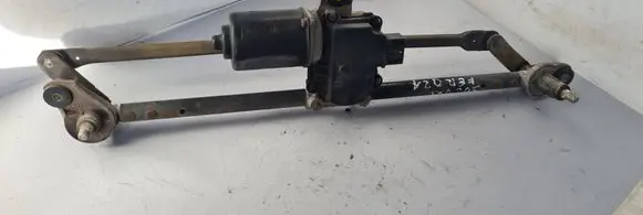 Suzuki Forenza Front wiper linkage 