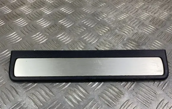 Infiniti QX80 Rear sill trim cover 769B31LAOA