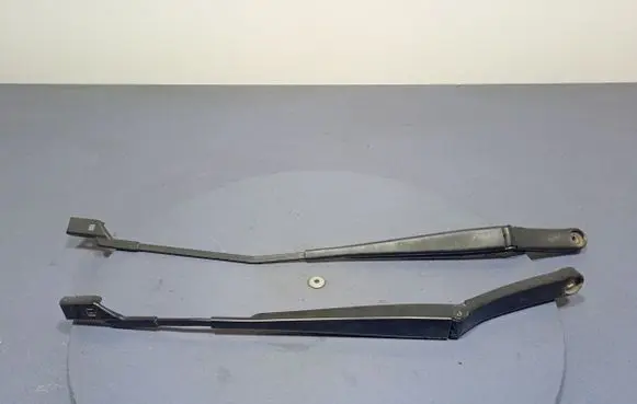Seat Ibiza IV (6J,6P) Front wiper blade arm 6J1955409