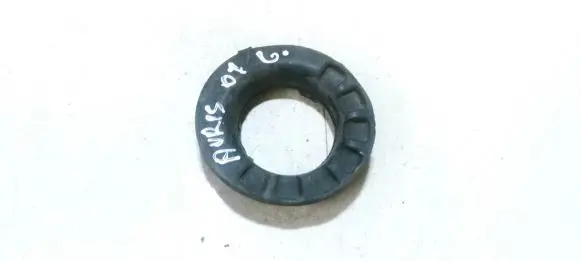 Toyota Auris 150 Front coil spring rubber mount 482570d010