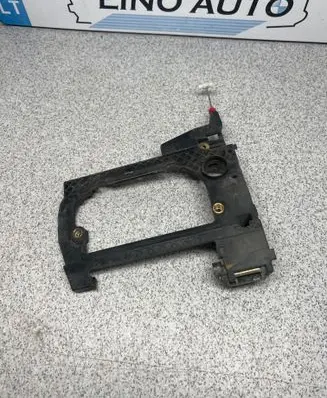 BMW 5 E39 Front door exterior handle/bracket 51218236644
