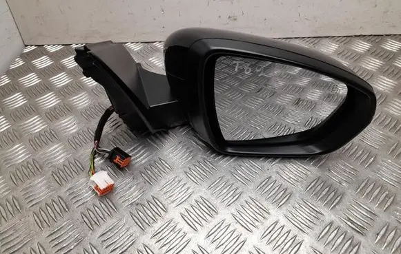 Peugeot 5008 Front door electric wing mirror E20415163