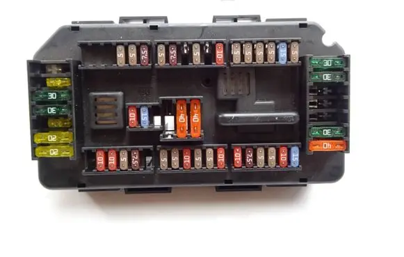 BMW 1 F20 F21 Fuse module 922487904 19098000001 22062012