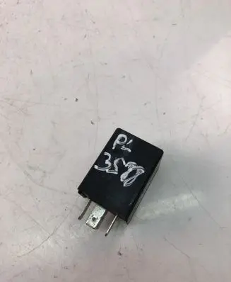 Audi A6 S6 C4 4A Other relay 431955535