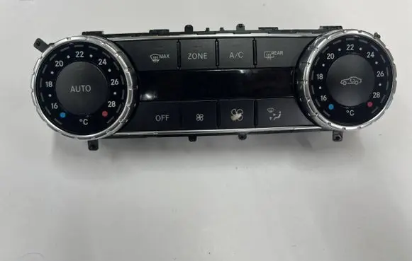 Mercedes-Benz C W204 Climate control unit A2049005805 411100 QHW3810