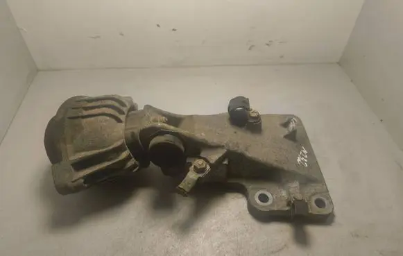 BMW 3 E90 E91 Engine mounting bracket 6770548