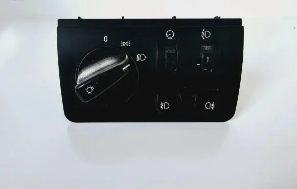 BMW X5 E53 Light switch 8372204 037045050