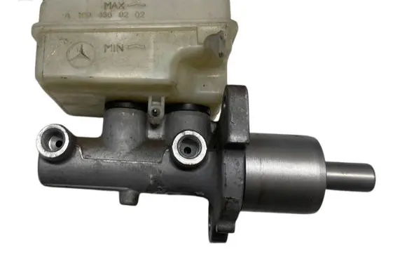 Mercedes-Benz A W169 Master brake cylinder A1694300202 32067200C