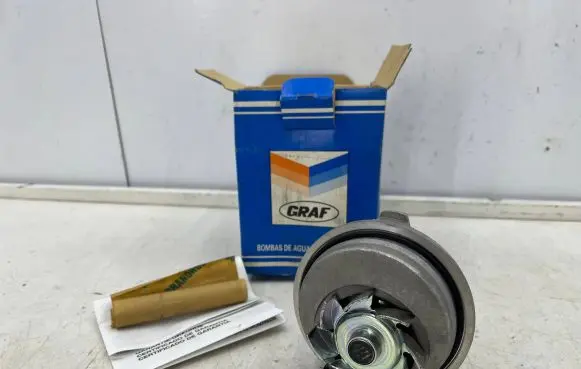 Opel Zafira A Water pump GRAFPA572 PA572