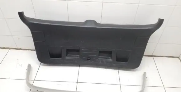 Volkswagen PASSAT B6 Tailgate/boot cover trim set 3C9867605H 3C9867603C 3C9867748