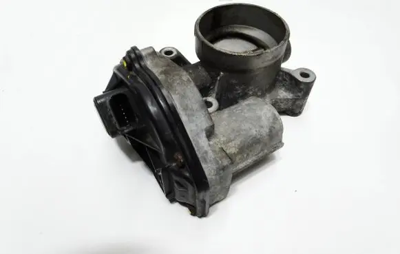 Ford Focus Throttle valve 4M5GFA