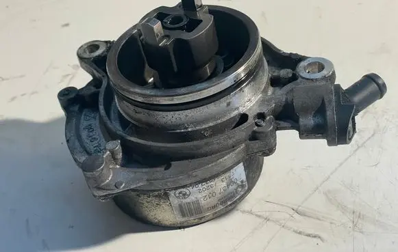 BMW 5 E60 E61 Vacuum pump 1166779123204 7791232