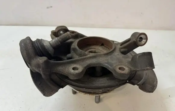 Jeep Grand Cherokee Rear wheel hub 04877113AB