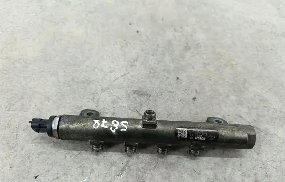 Opel Insignia A Fuel main line pipe 55566047