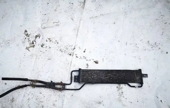 Engine oil radiator