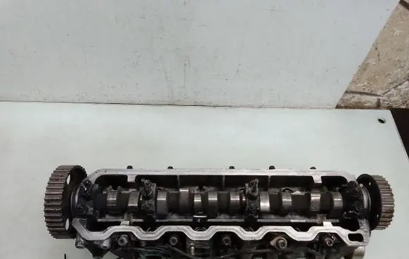 Audi A6 S6 C4 4A Engine head 046103373B