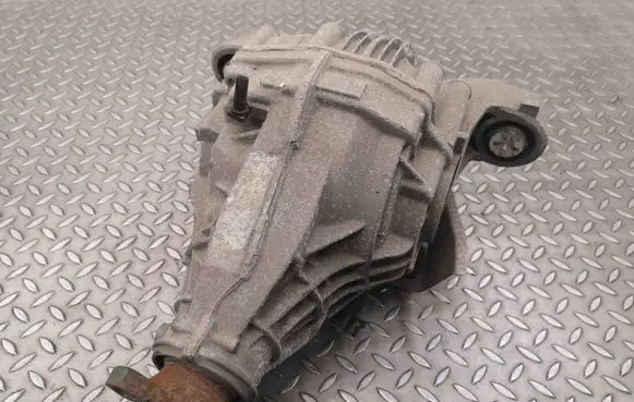 Porsche Panamera (970) Rear differential 071111 1369