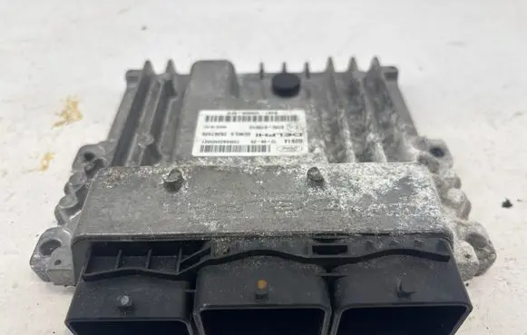 Ford S-MAX Engine control unit/module 97RI010012 28367335 BV6112A650AFH
