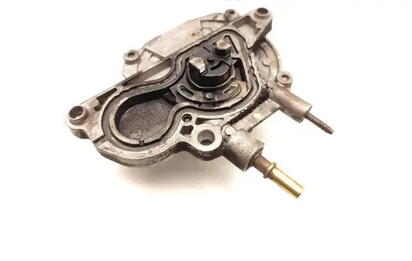 Opel Zafira B Vacuum pump
