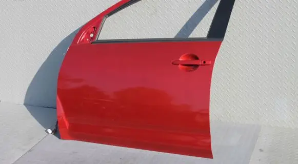 Mitsubishi Outlander Front door