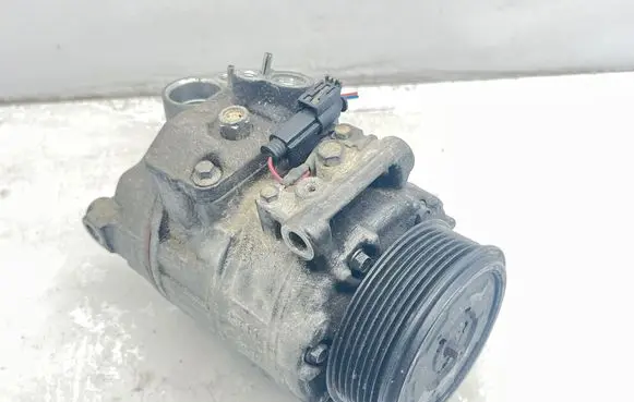Mercedes-Benz ML W164 Air conditioning (A/C) compressor (pump) A0022305811