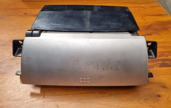 Suzuki Liana Car ashtray 7A11