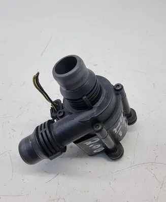 Land Rover Evoque II Electric auxiliary coolant/water pump 528432000