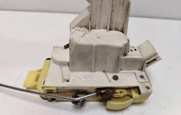 Ford Focus Rear door lock