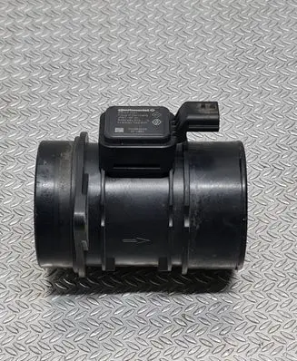 Dacia Sandero Mass air flow meter 5WK97021 8200682558 022053222