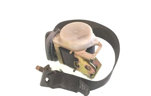 Opel Vectra B Rear seatbelt 90462772