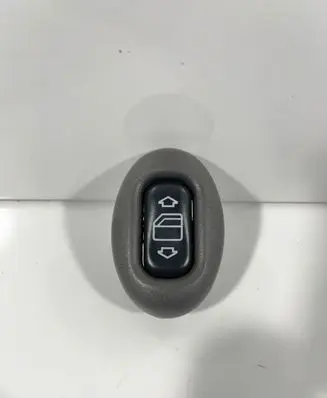Mercedes-Benz A W168 Electric window control switch 534240