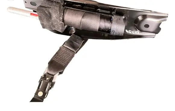 Volvo V70 Front seatbelt 39818796