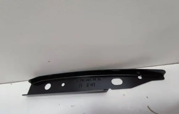 Mercedes-Benz CL C216 Rear bumper mounting bracket A2168840115