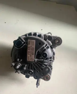 Volkswagen Polo V 6R Generator/alternator 03P903023D 2610086A 111044122