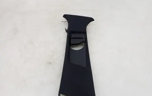 Mercedes-Benz E W212 (B) pillar trim (top) A2126901926