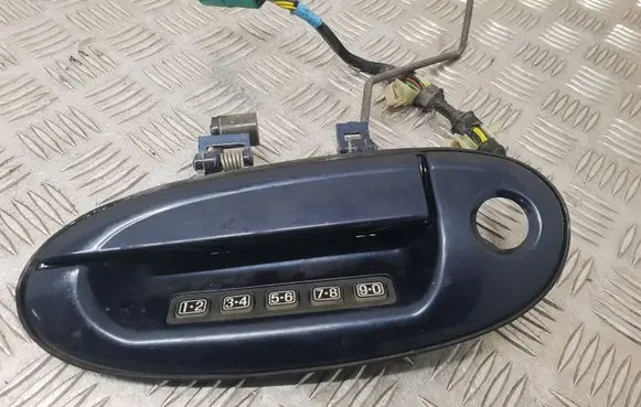Ford Taurus Front door exterior handle