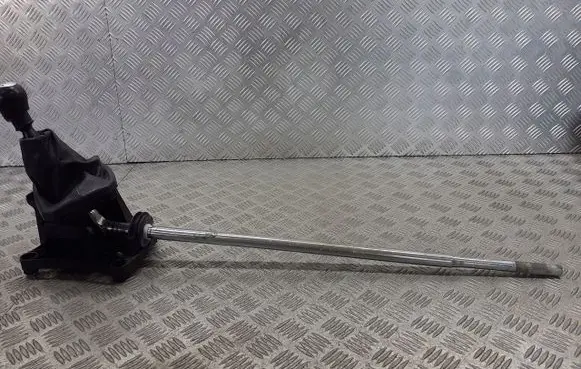 Opel Tigra B Gear selector/shifter in gearbox 