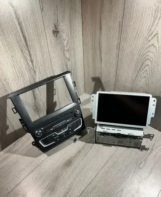 Ford Mondeo MK V Radio/CD/DVD/GPS head unit HS7T19C107NE CLMJ87E3AED GS7T18B955SB