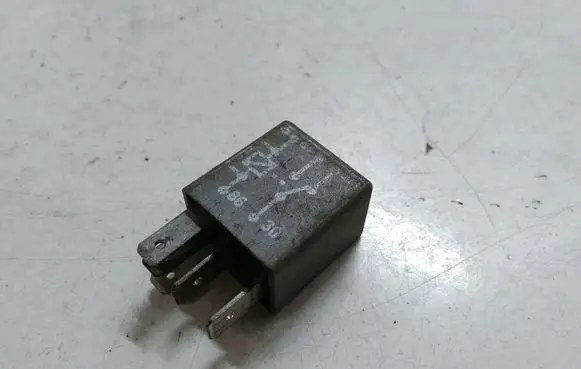 Mercedes-Benz Vito Viano W638 Other relay A0055451005