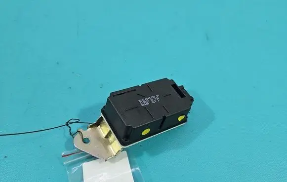 Suzuki Vitara (LY) Central body control module 37160-61M12 IMPRK1471690