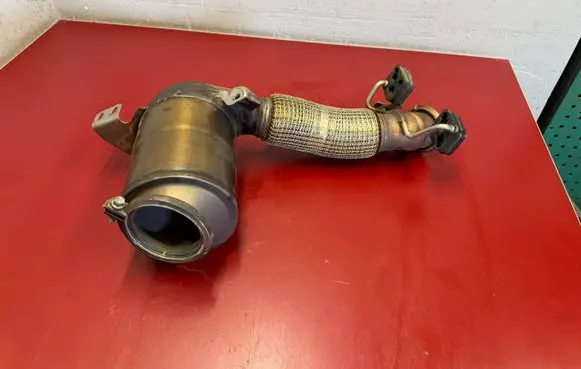 BMW X1 U11 Catalyst/FAP/DPF particulate filter 5A12C38