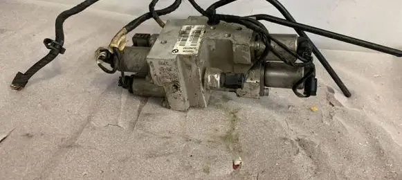 BMW X5 E70 Active stabilizer control/valve assembly 6782737 33075240H