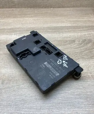 Mercedes-Benz E W211 Door control unit/module 2118702285 00401702