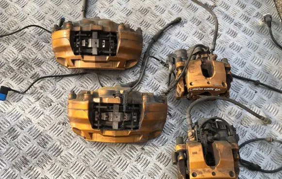 Mercedes-Benz C W205 Brake discs and calipers set 