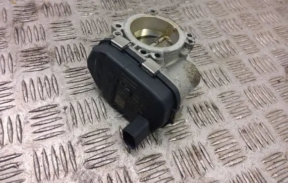 Cupra Formentor Throttle body valve 04e133062t